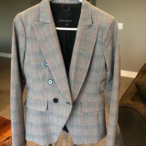 Women’s Banana Republic size 4 blazer.